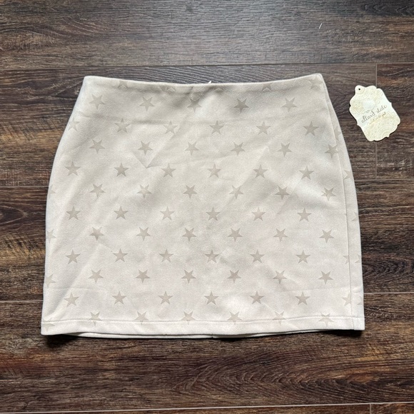Altar'd State Dresses & Skirts - NWT ALTAR’D STATE Star Skirt M